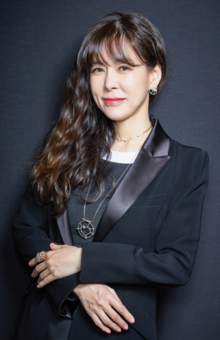 윤성원오휘347윤성원.jpg