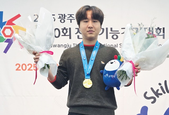 김강민우승477.jpg